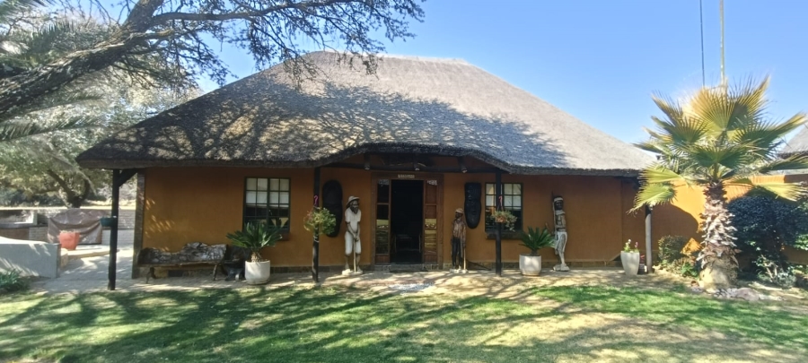 6 Bedroom Property for Sale in Hoopstad Free State